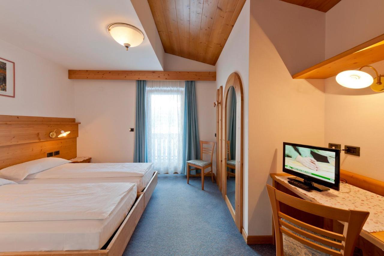 Cesa Edelweiss Living & Spa カンピテッロ・ディ・ファッサ エクステリア 写真