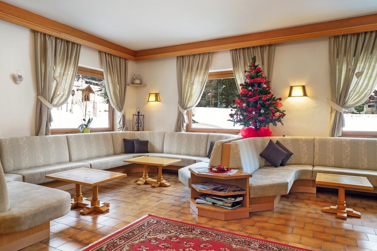 Cesa Edelweiss Living & Spa カンピテッロ・ディ・ファッサ エクステリア 写真